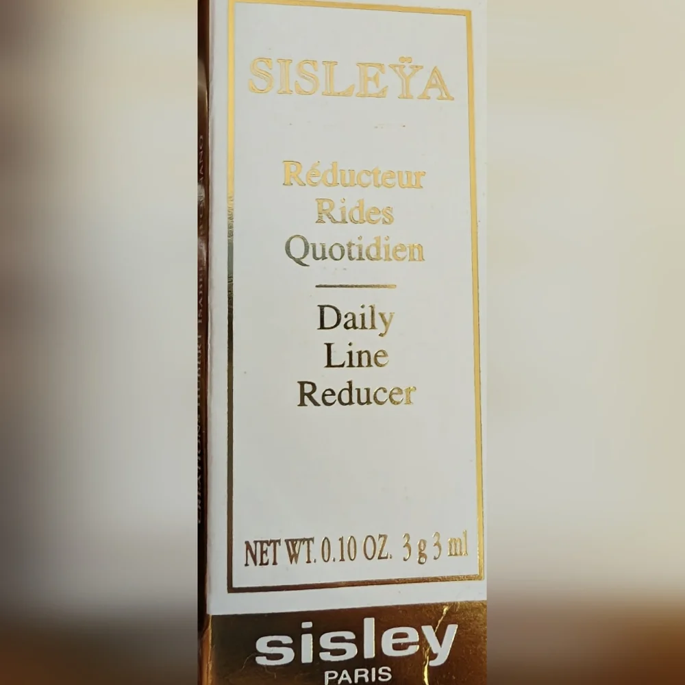Sisley Paris Sisleya Daily Line Reducer .10 oz  NEW - Picture 3 of 6